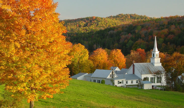 a church in Fall in Stowe, Vermont