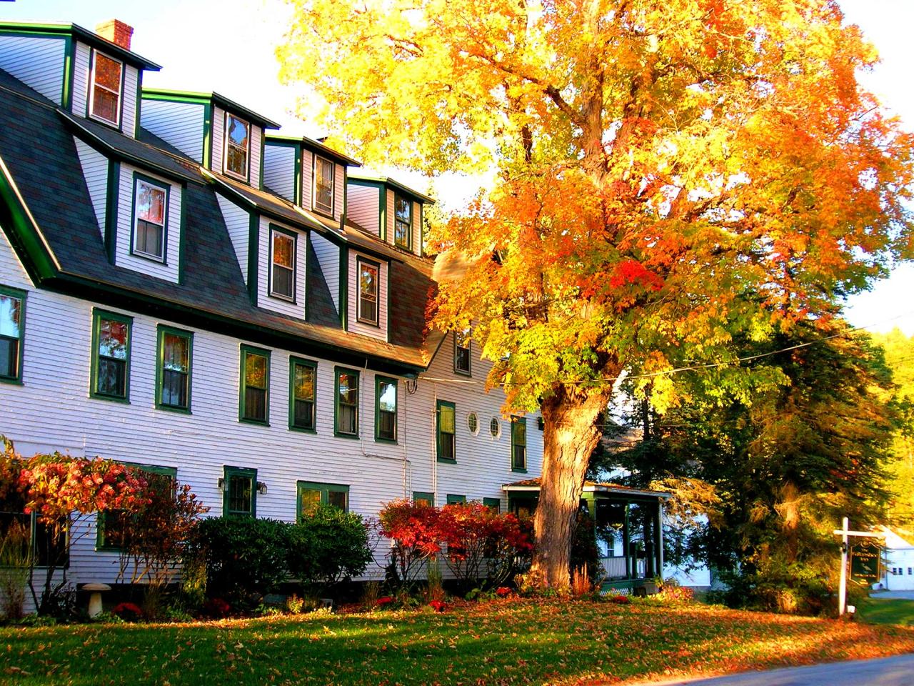 New Hampshire Lakes 5 Great Vacations