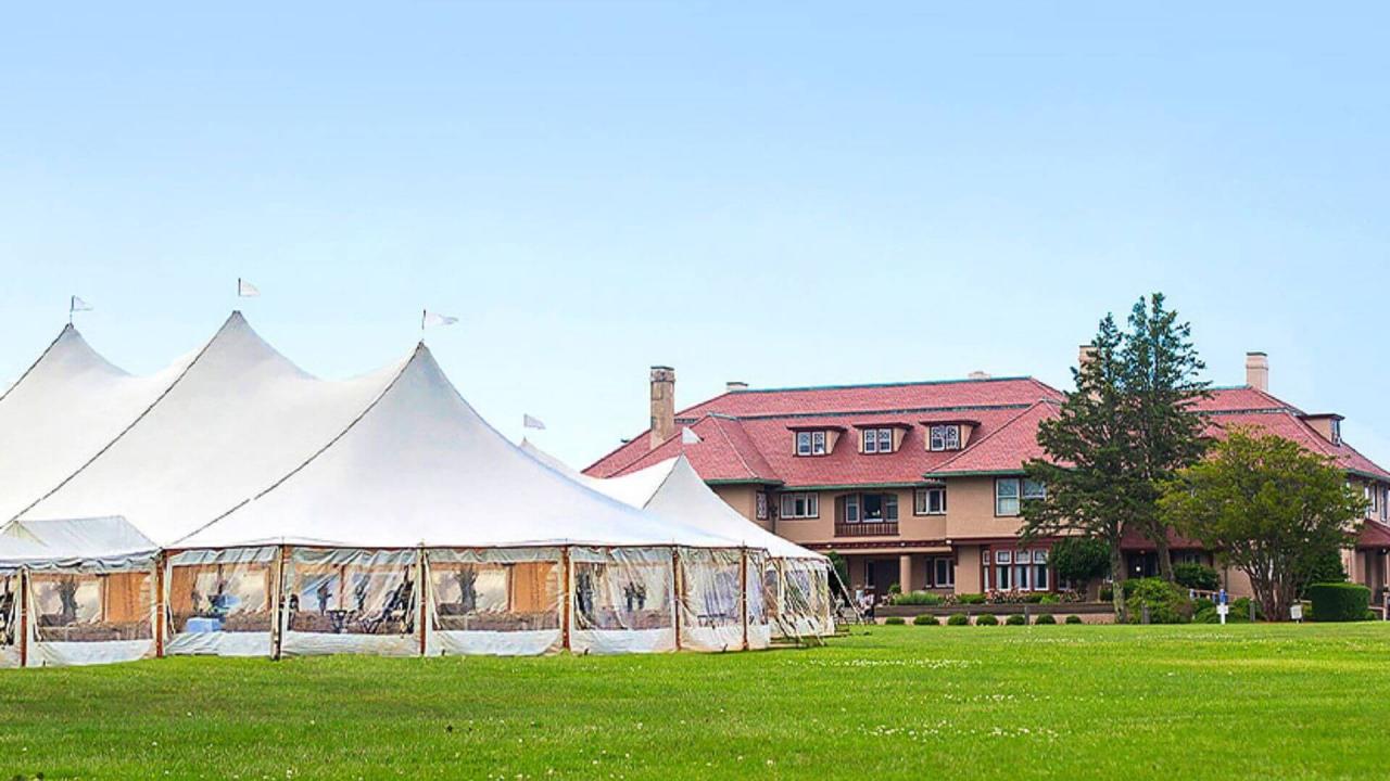 Micro Wedding Ideas and Venues | New England Inns and Resorts