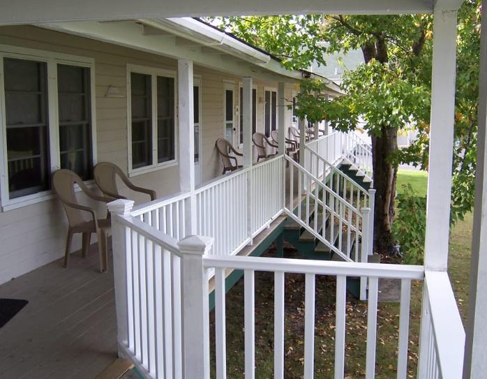 Highland Lake Resort