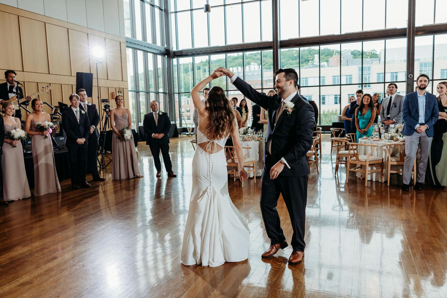 Couple dancing at a Student Union Ballroom