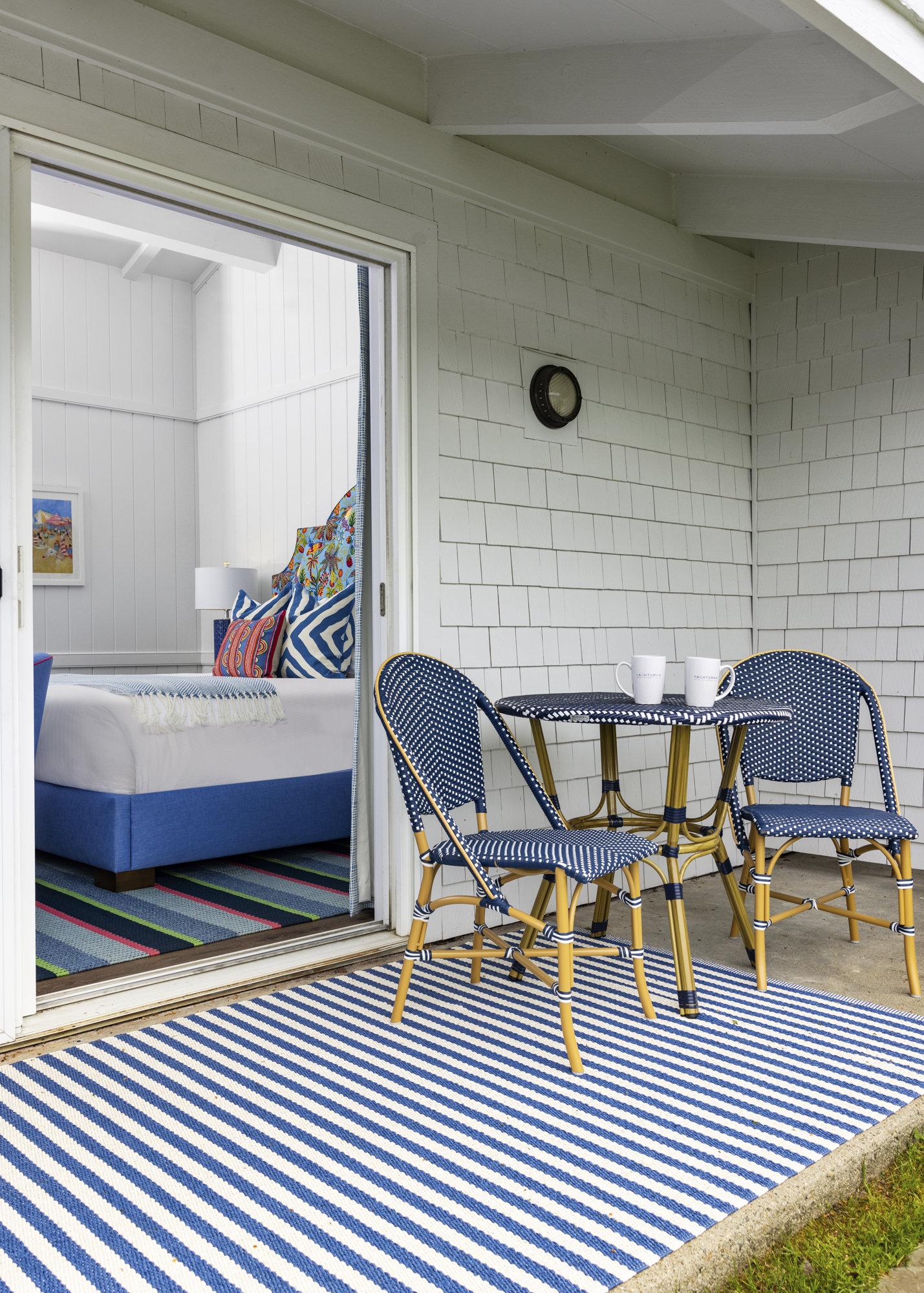 Outdoor patio of Yachtsman Hotel & Marina Club's Waterfront Bungalows