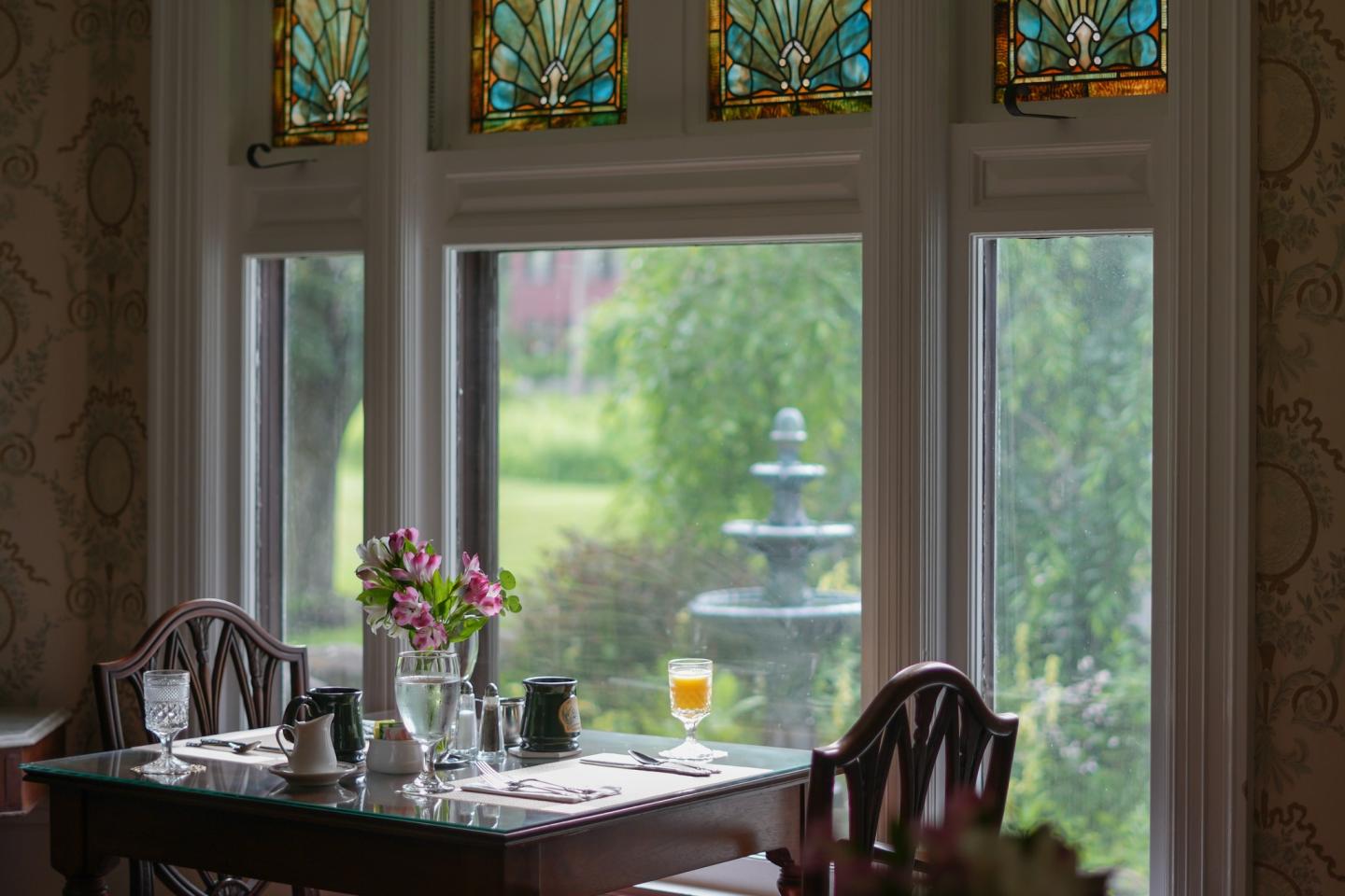 Dining Room, Manor House Inn