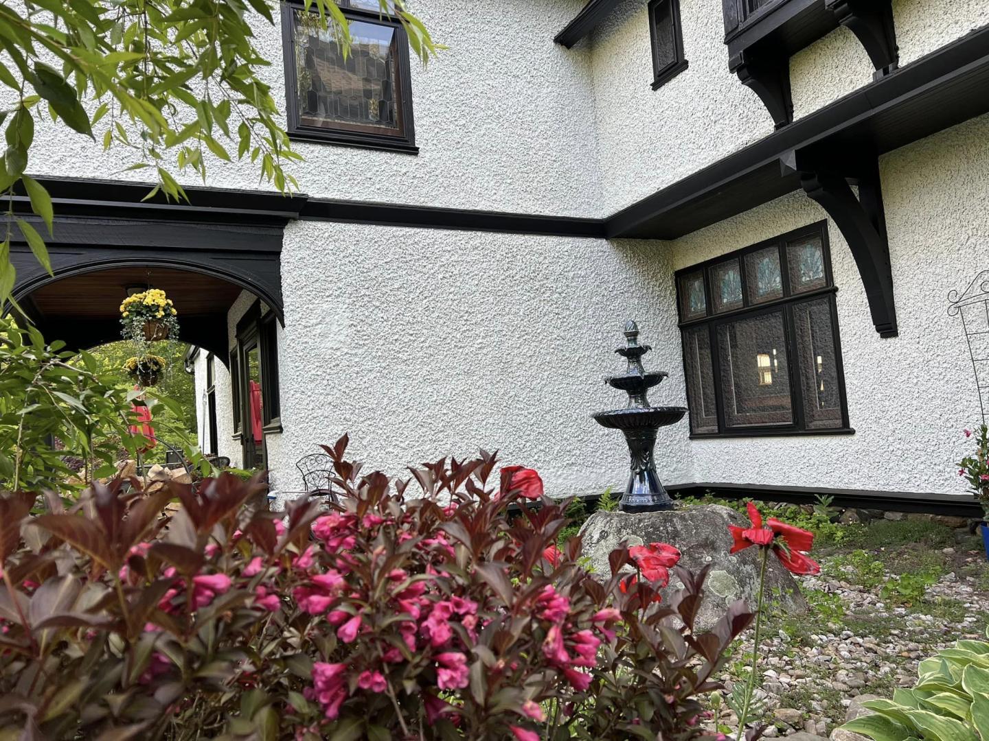 Courtyard, Manor House Norfolk