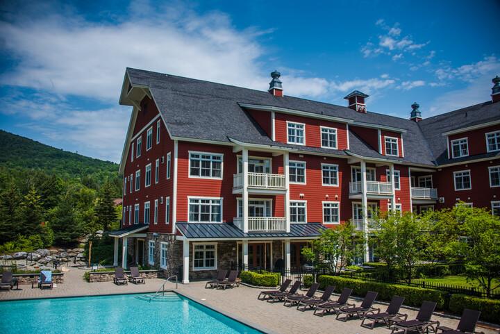 Clay Brook Hotel outdoor pool