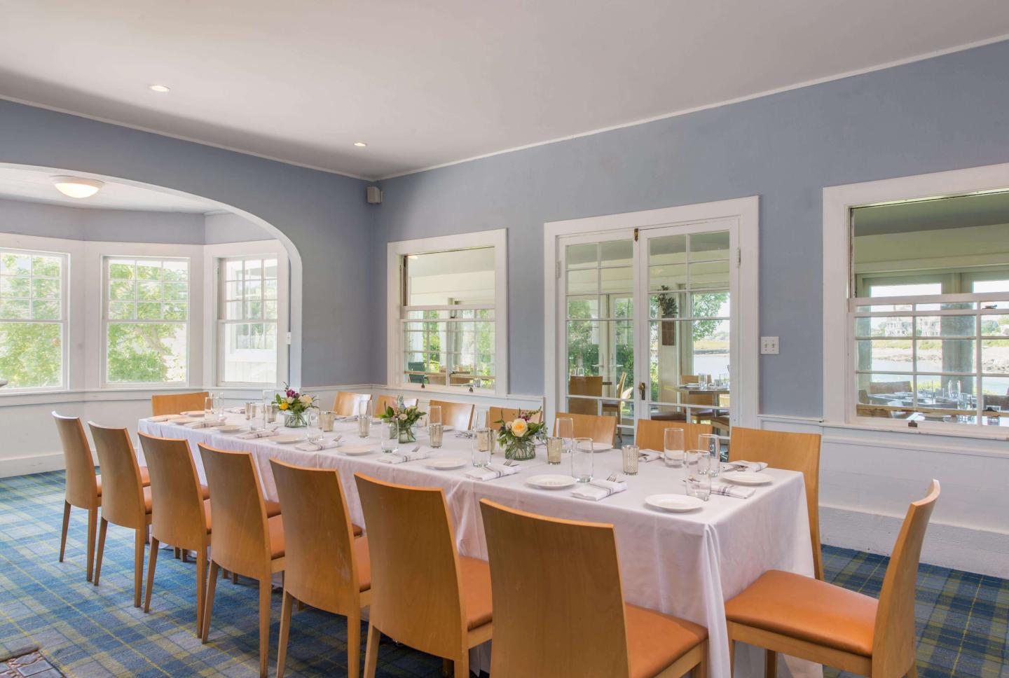 02.2021_group dining