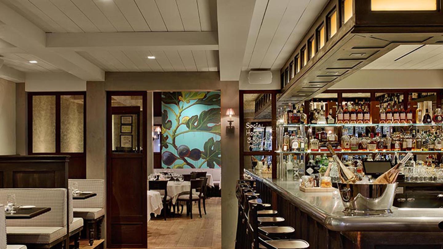 Lobby - Delamar West Hartford