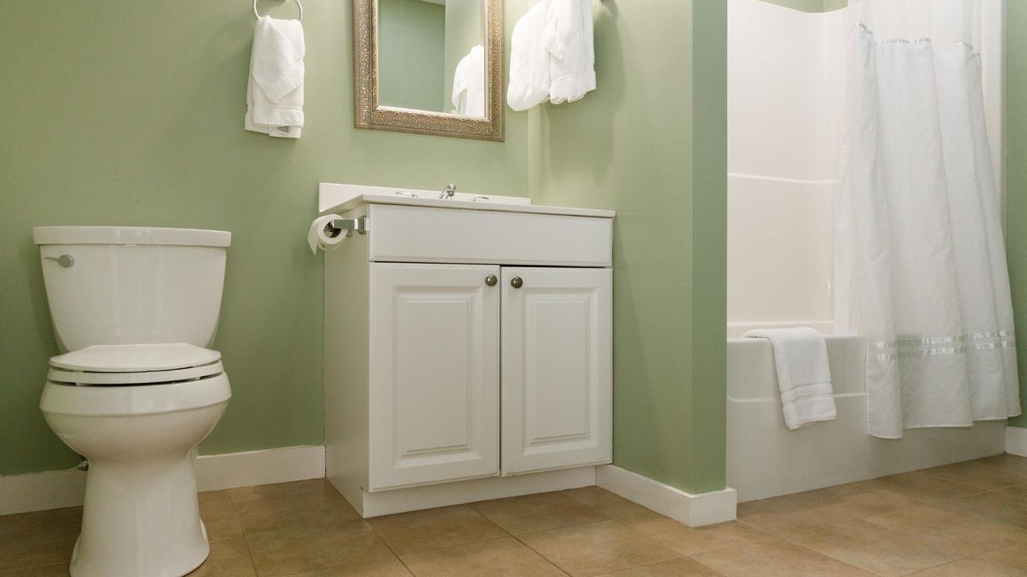 Bathroom in White Rose Building
