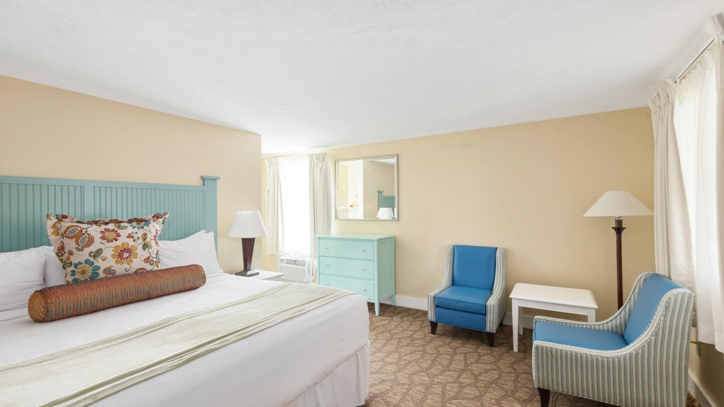 East Building King Room