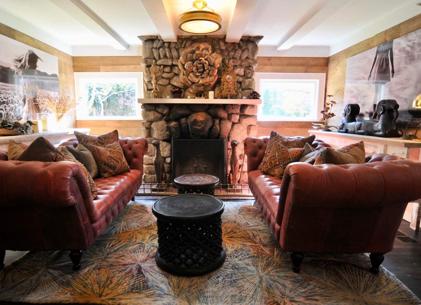 Shelter Harbor Inn Lobby