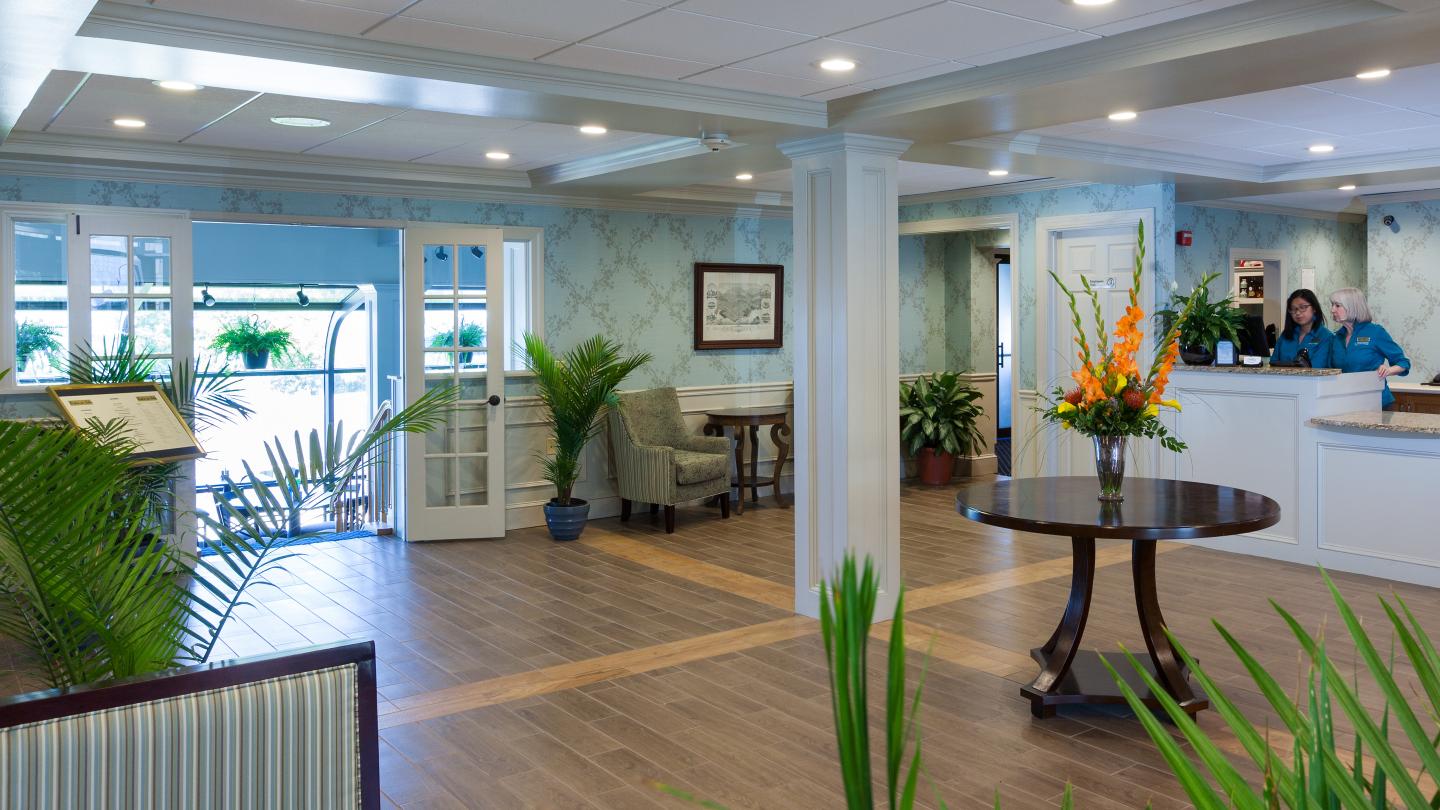 Atlantic Oceanside Bar Harbor Maine Hotel