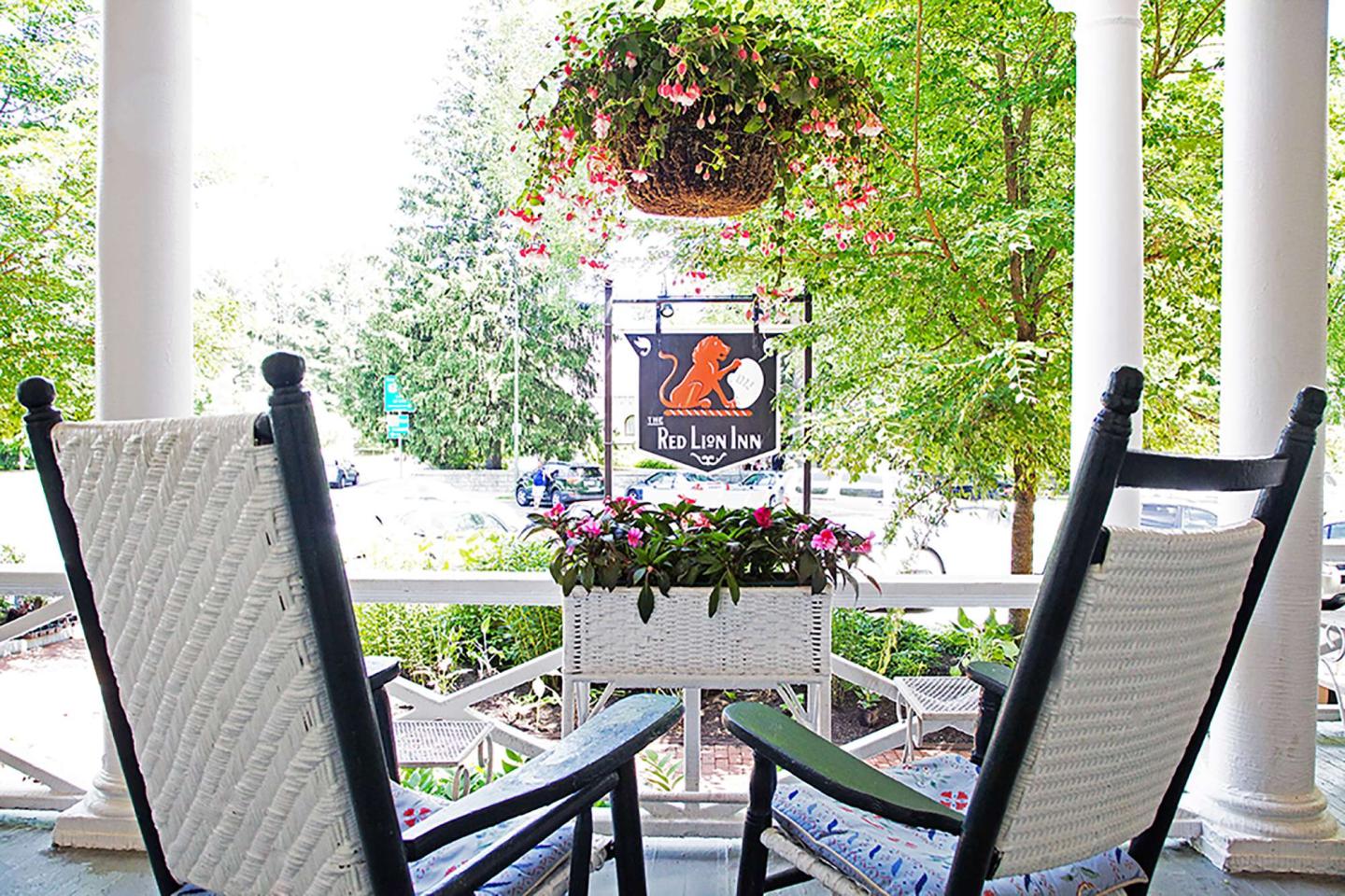 The Red Lion Inn