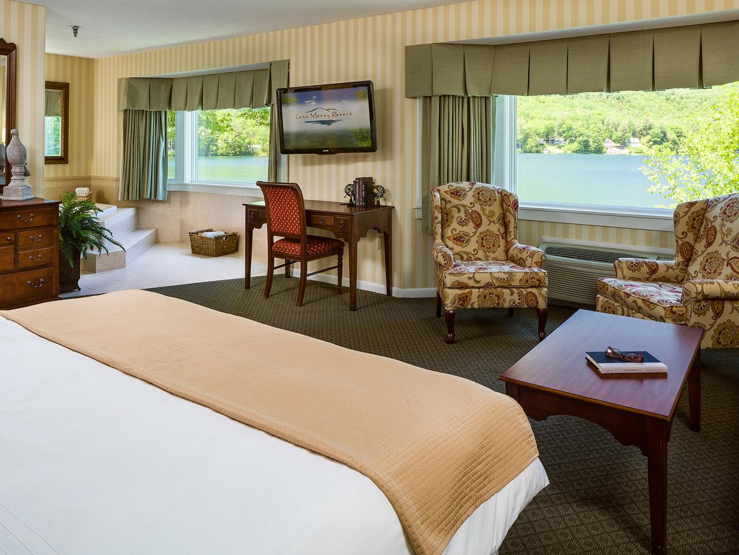 Avery Suite at Lake Morey Resort