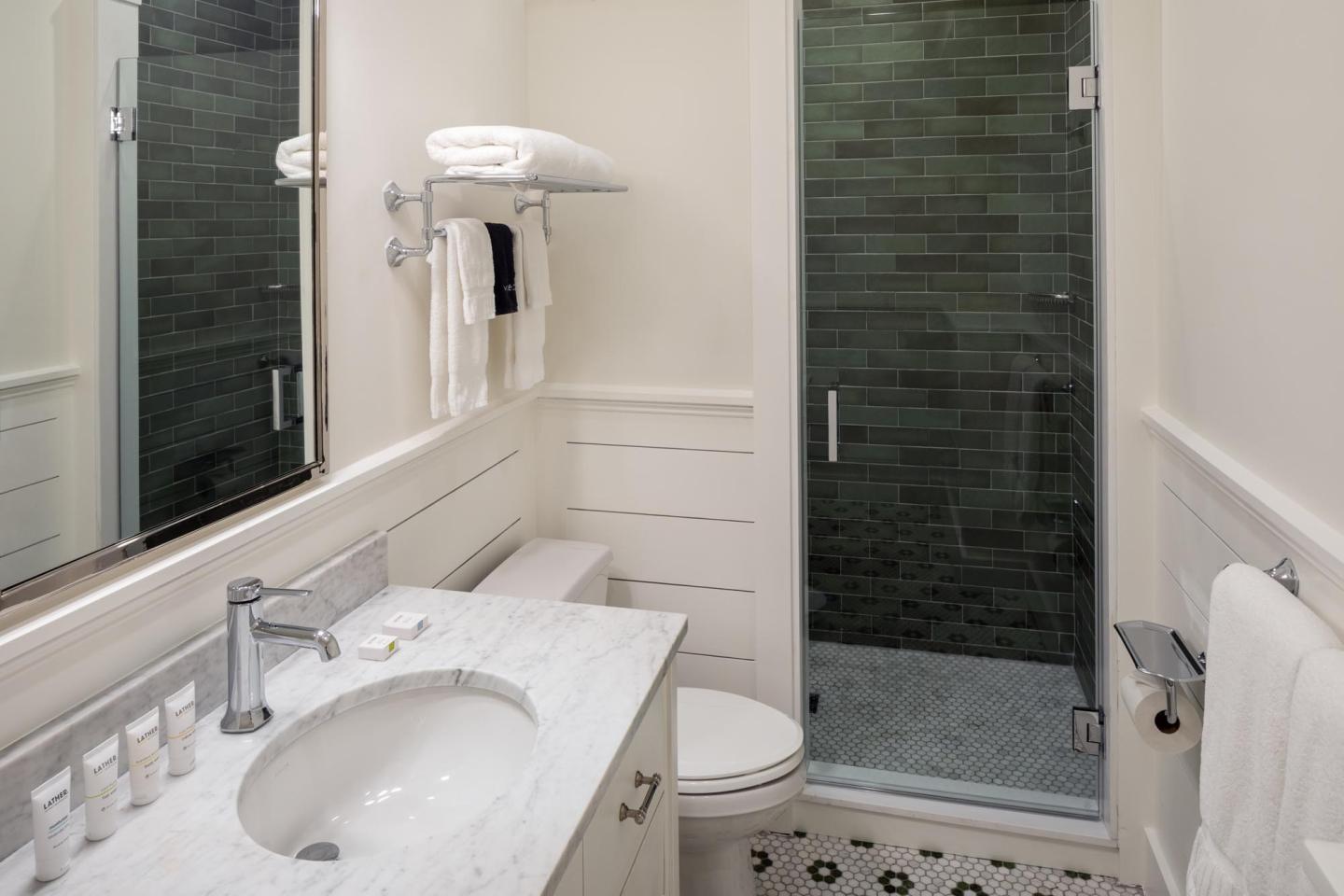 Luxury Bathroom 76 Main Nantucket Hotel