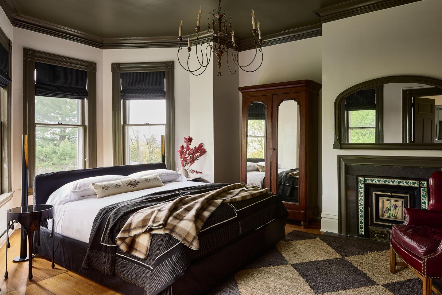 Guest room at Blind Tiger Burlington