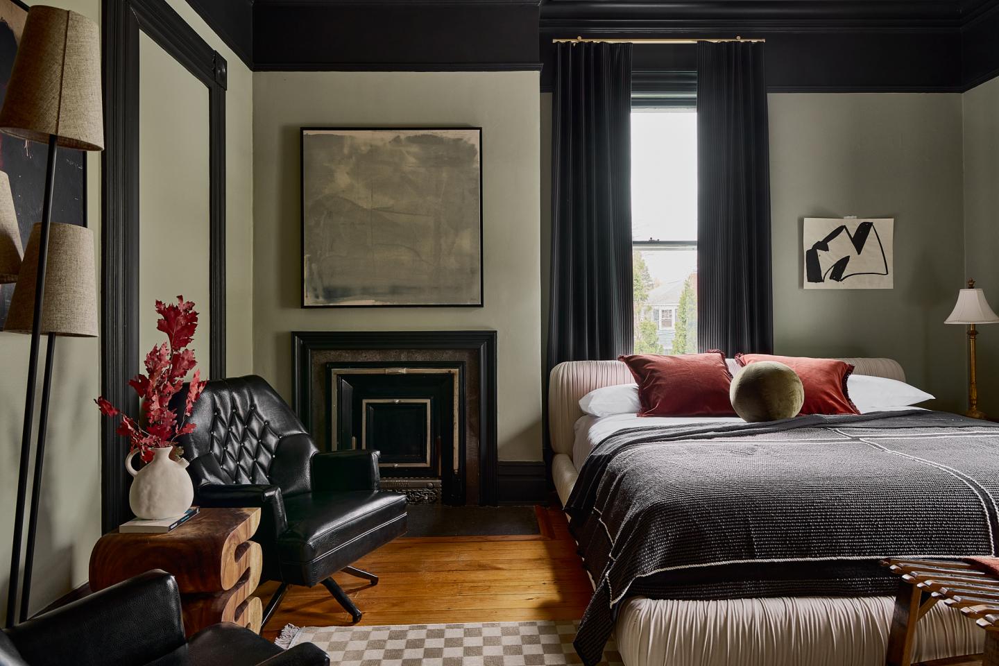 Guest room at Blind Tiger Burlington