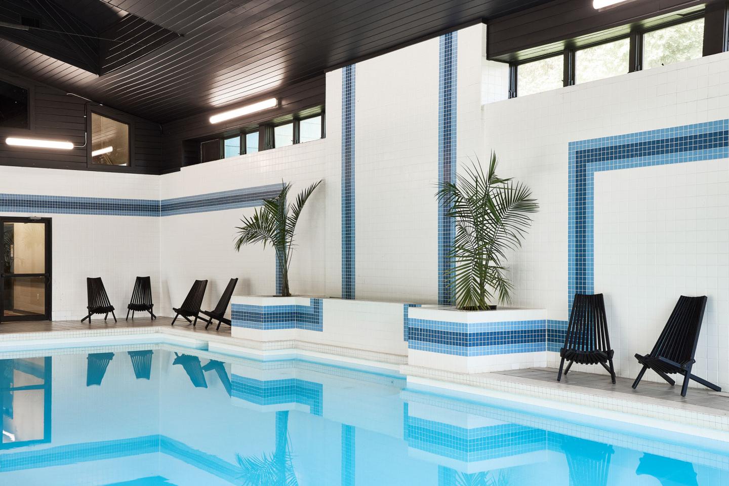 Indoor pool at Bluebird Cady Hill Lodge