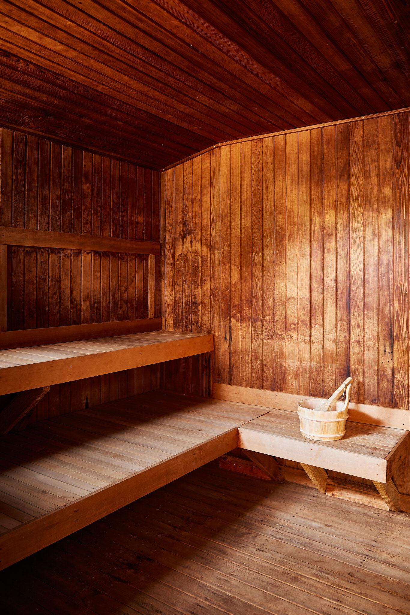 Sauna at Bluebird Cady Hill Lodge