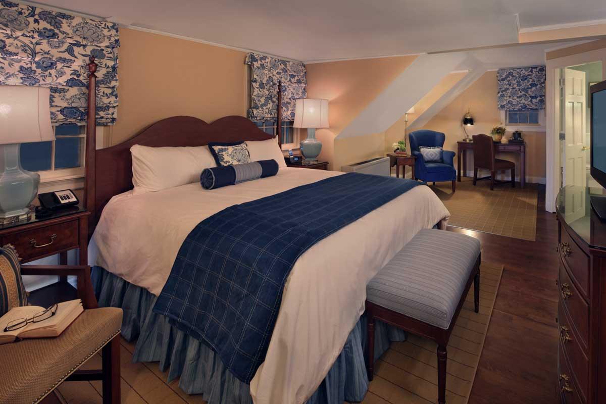 King Bedded Room and Inn on Boltwood