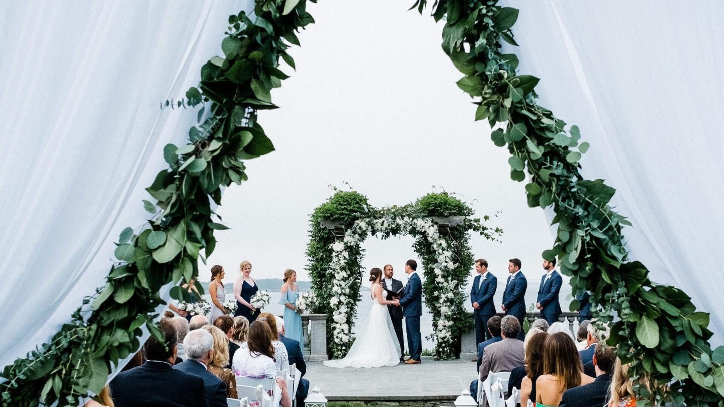 Small Group Wedding Venues Castle Hill Inn