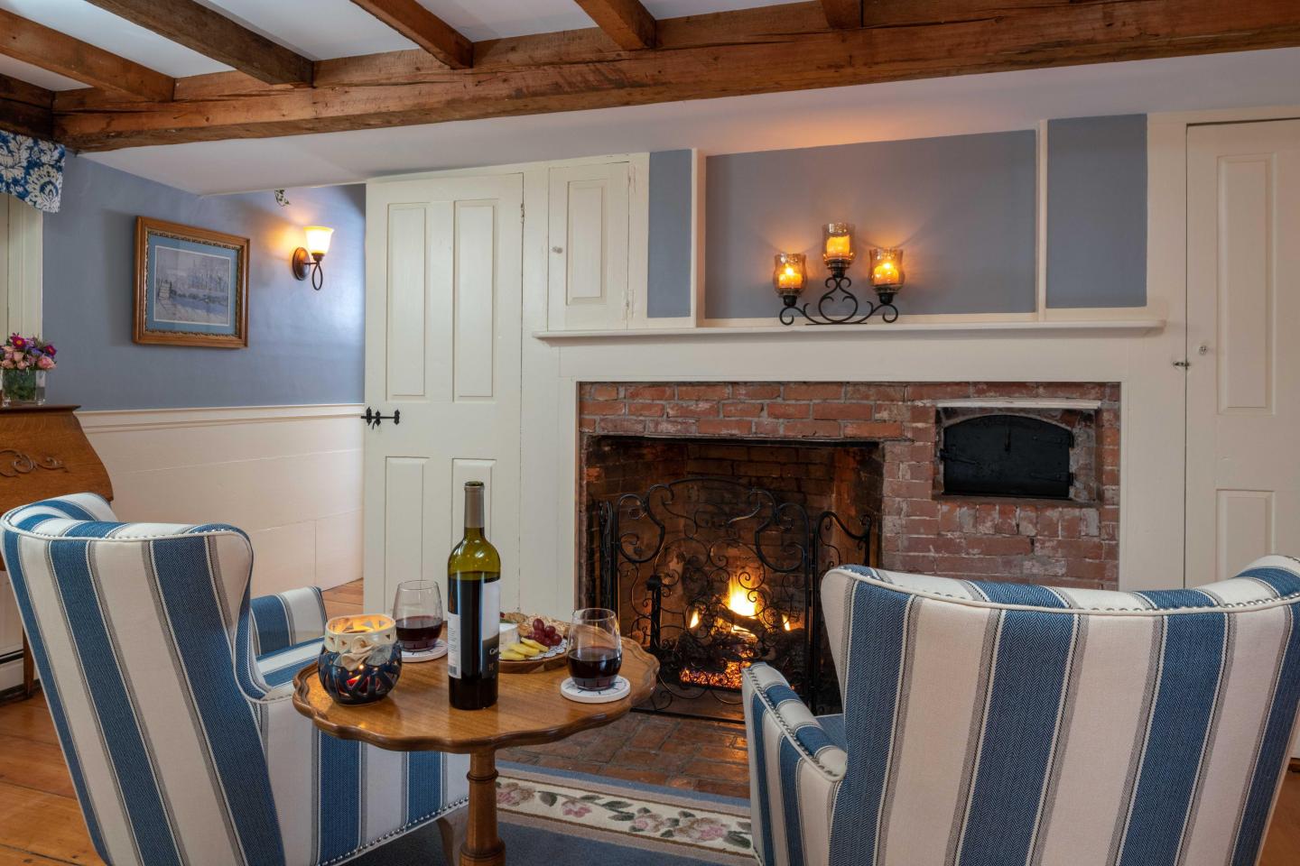 Keeping Room Captain Swift Inn