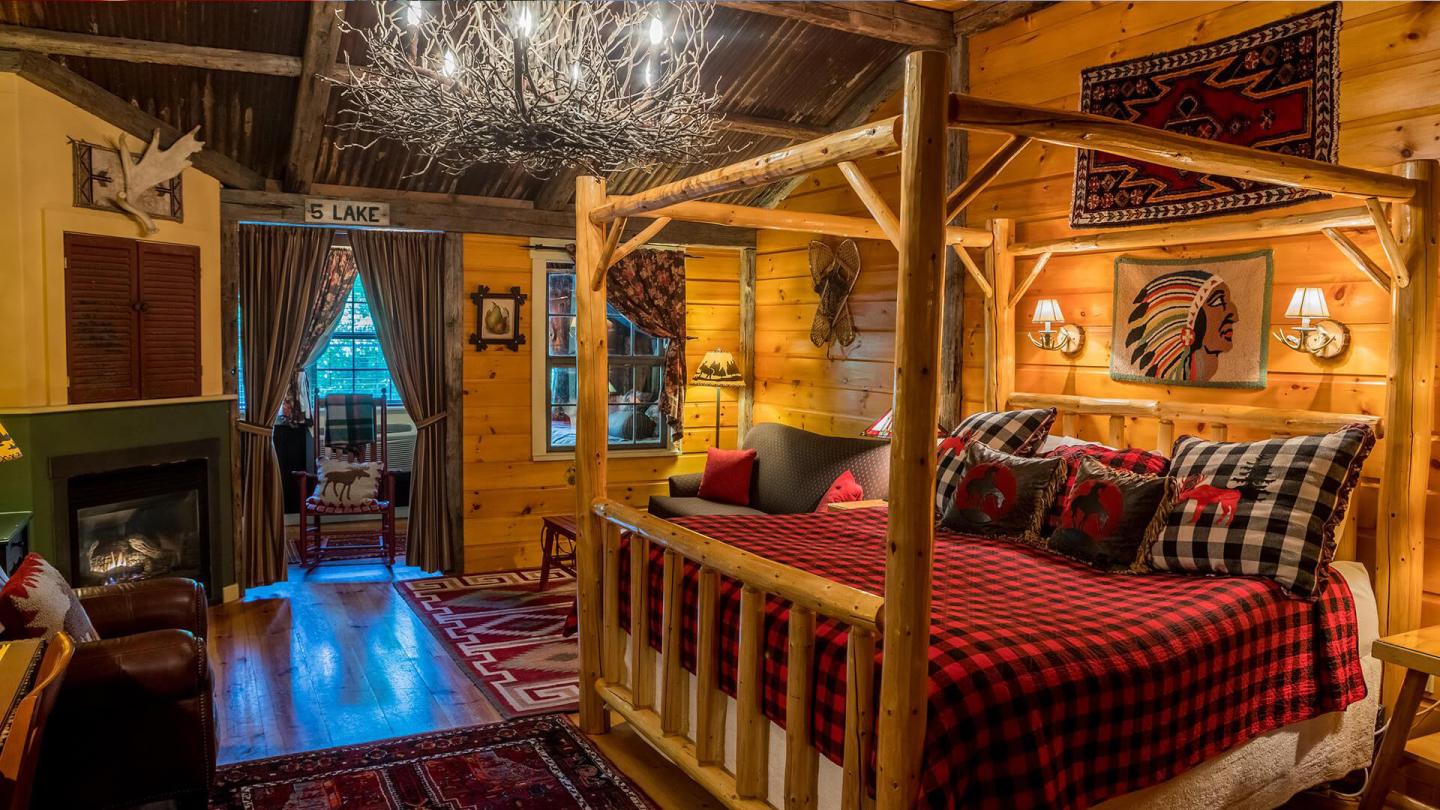Common Man Inn & Spa – Plymouth, New Hampshire