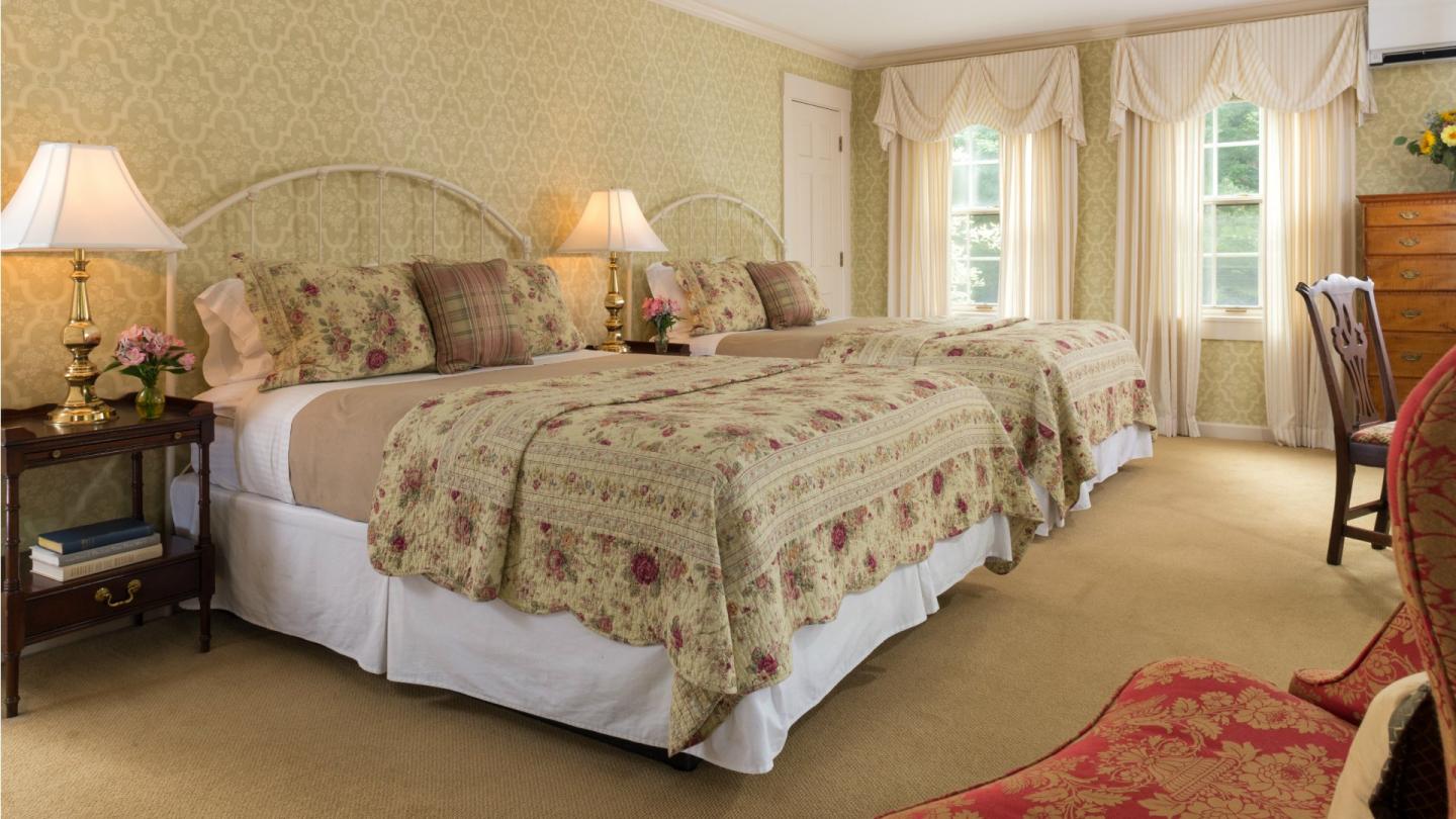 Deerfield Inn Double Queens