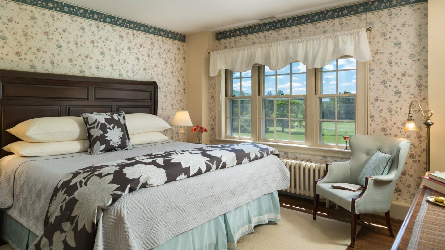 Devonfield Andrew Room