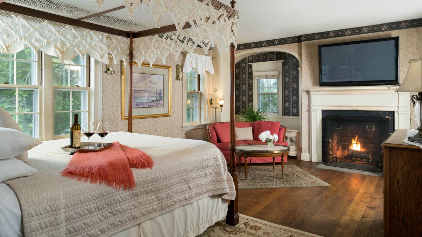 Devonfield Collins Room