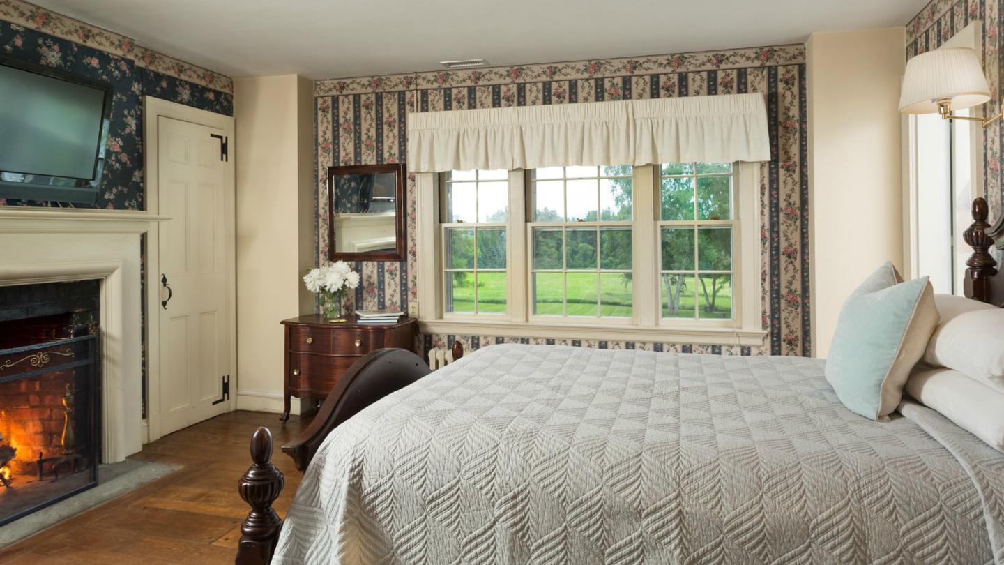 Devonfield John Lloyd Room