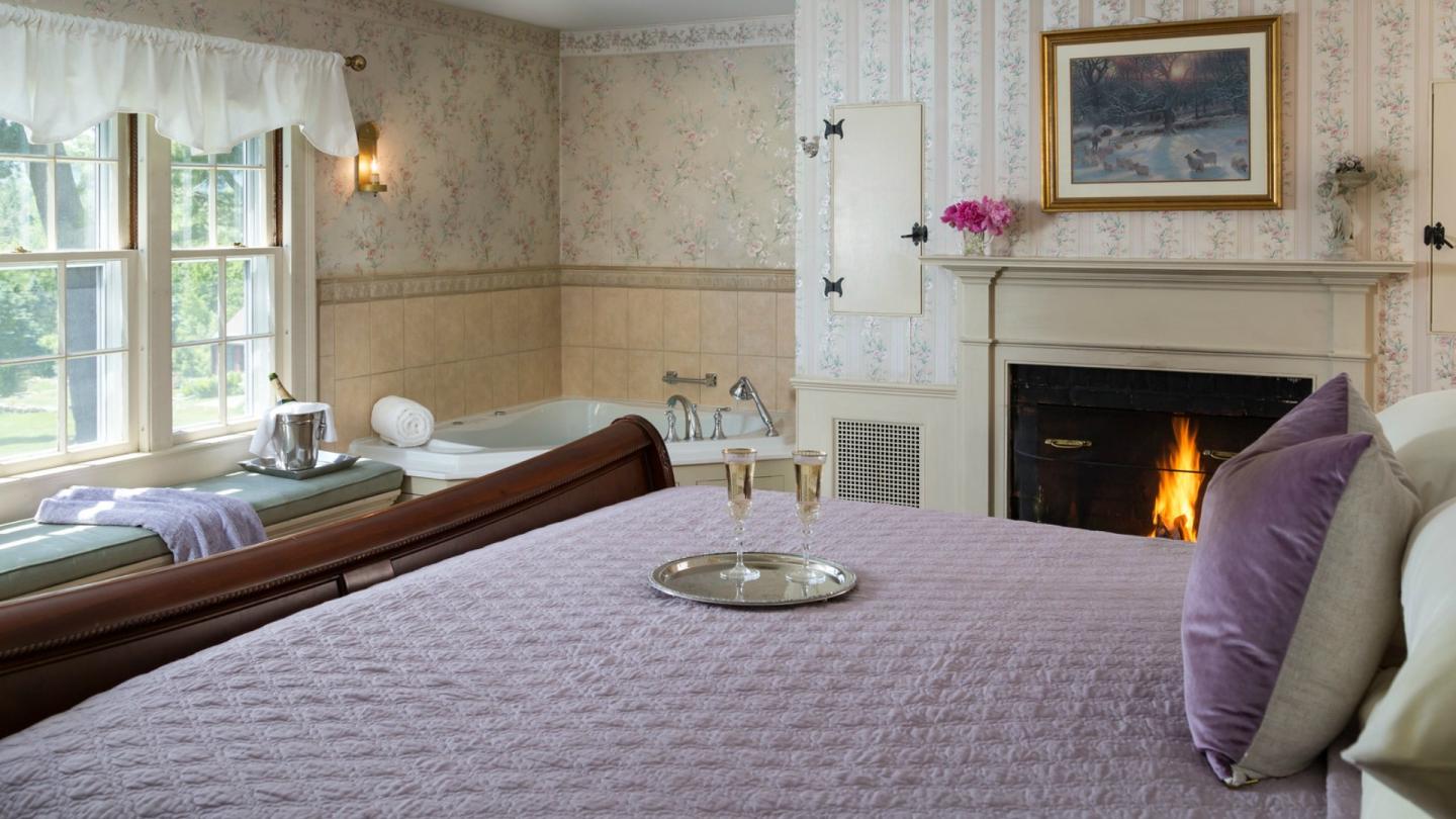 Devonfield Roosevelt Room