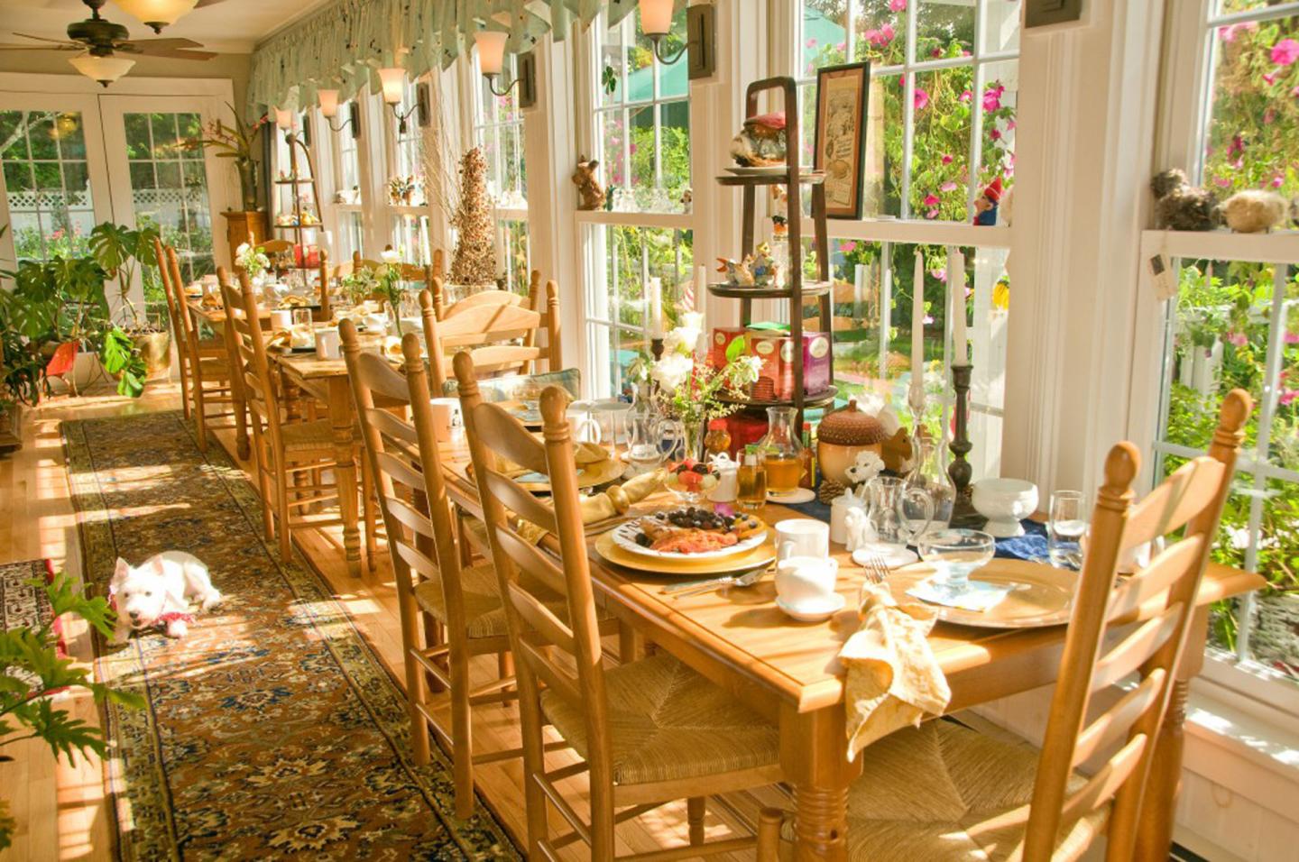 Phineas Swann Bed & Breakfast Inn - Dining Room