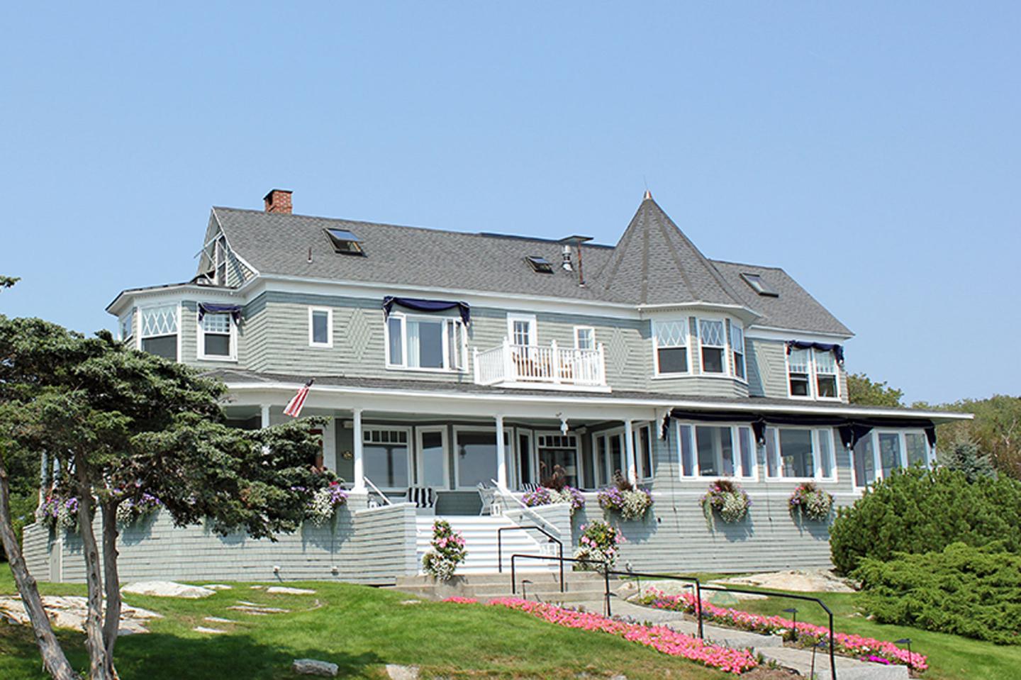 Cape Arundel Inn and Resort