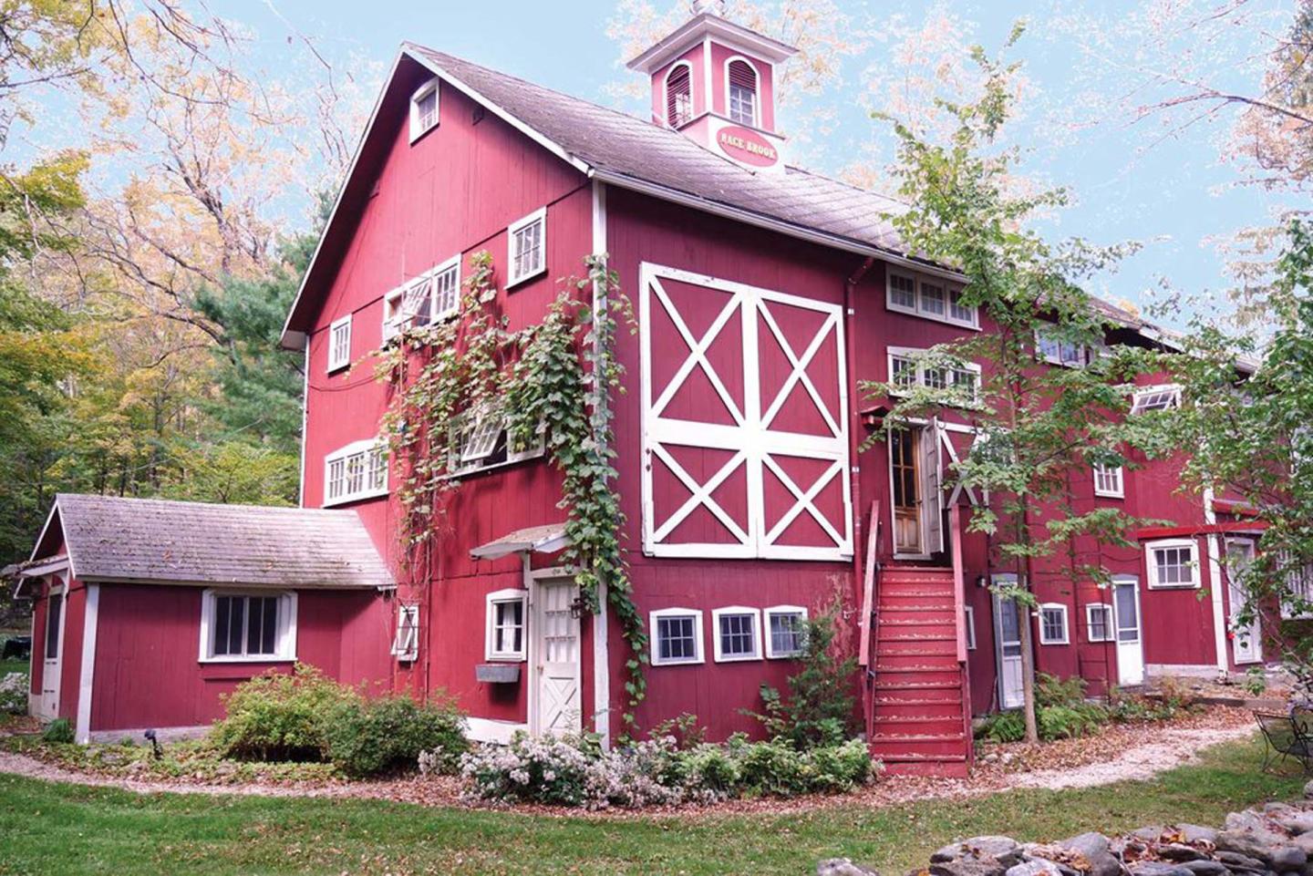 Race Brook Lodge