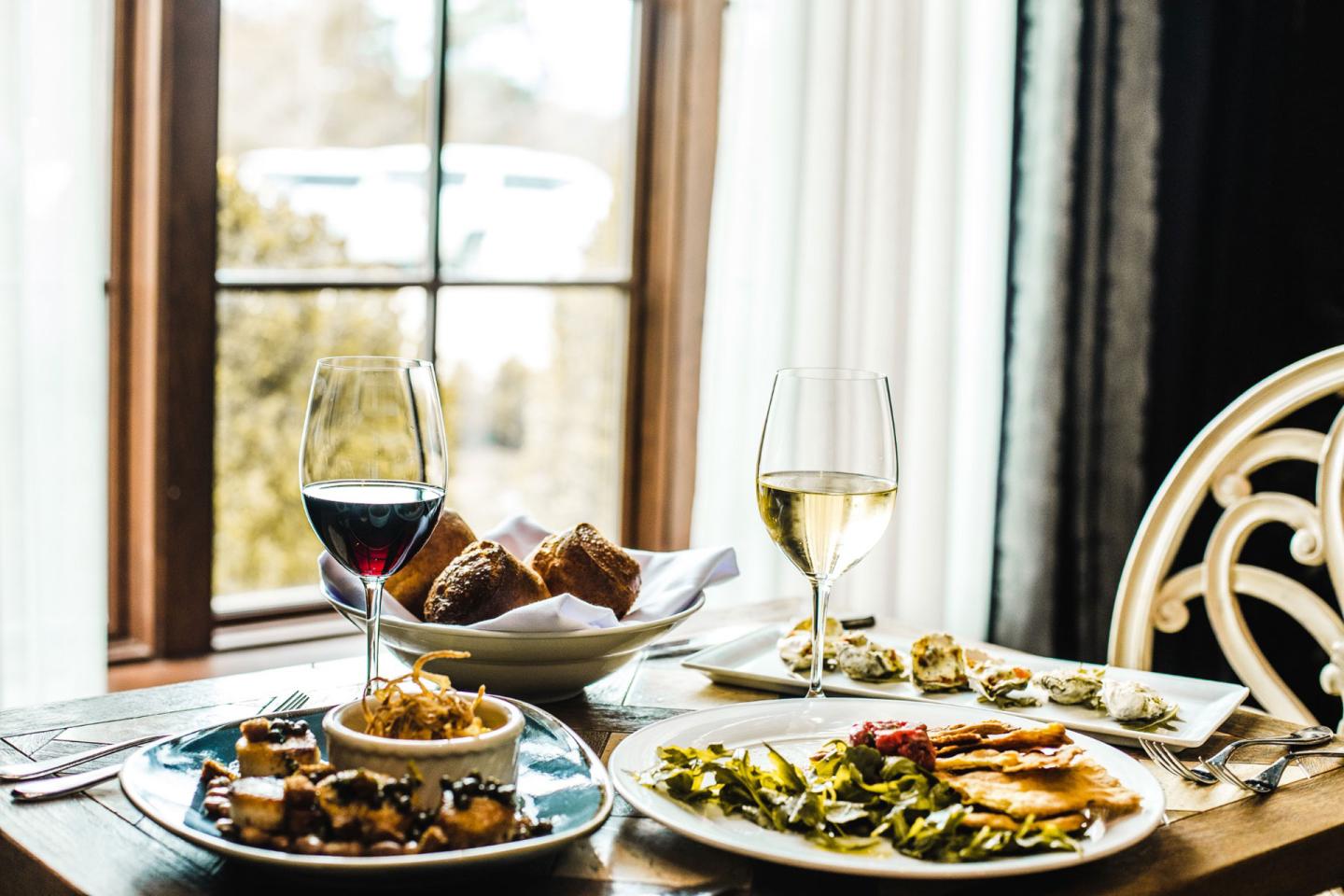 Mirbeau Inn & Spa at The Pinehills - Dining