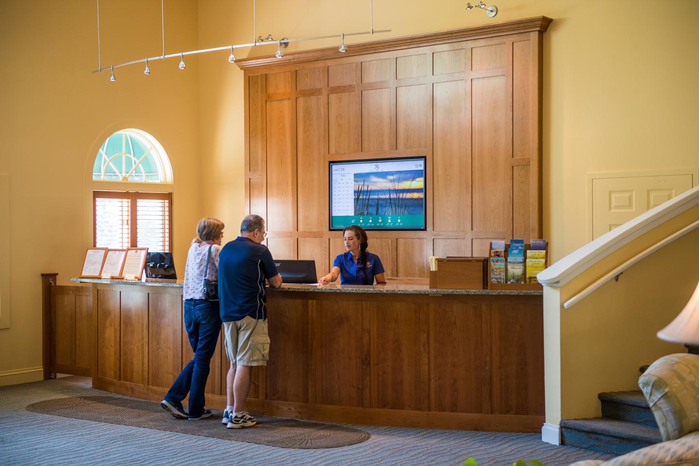 Gorges Grant Hotel Reception Desk