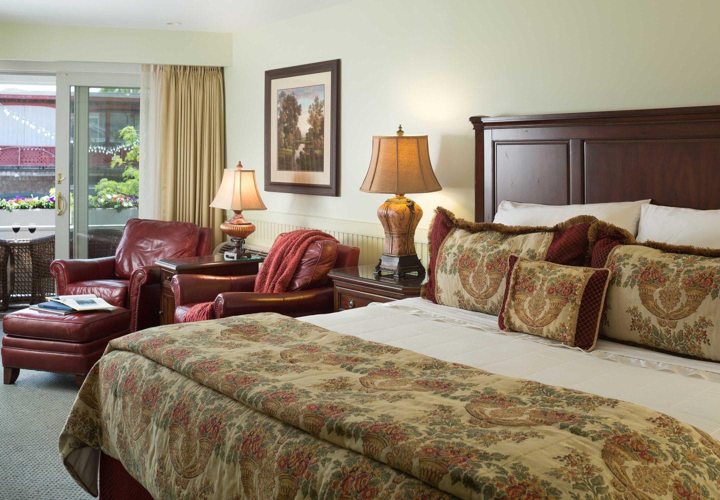 Deluxe Guest Room