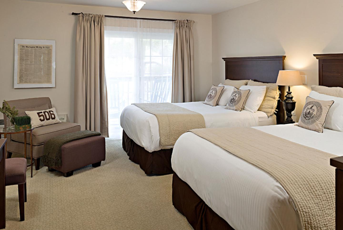 506 on the River Inn - Guest Room