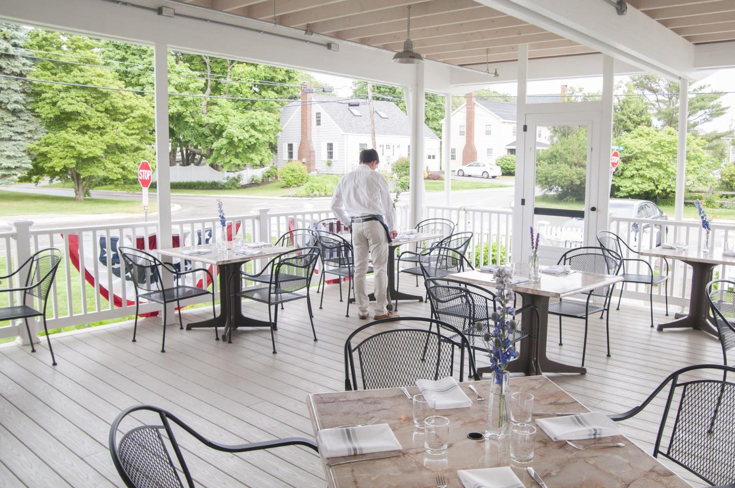 Shade: Outdoor Dining