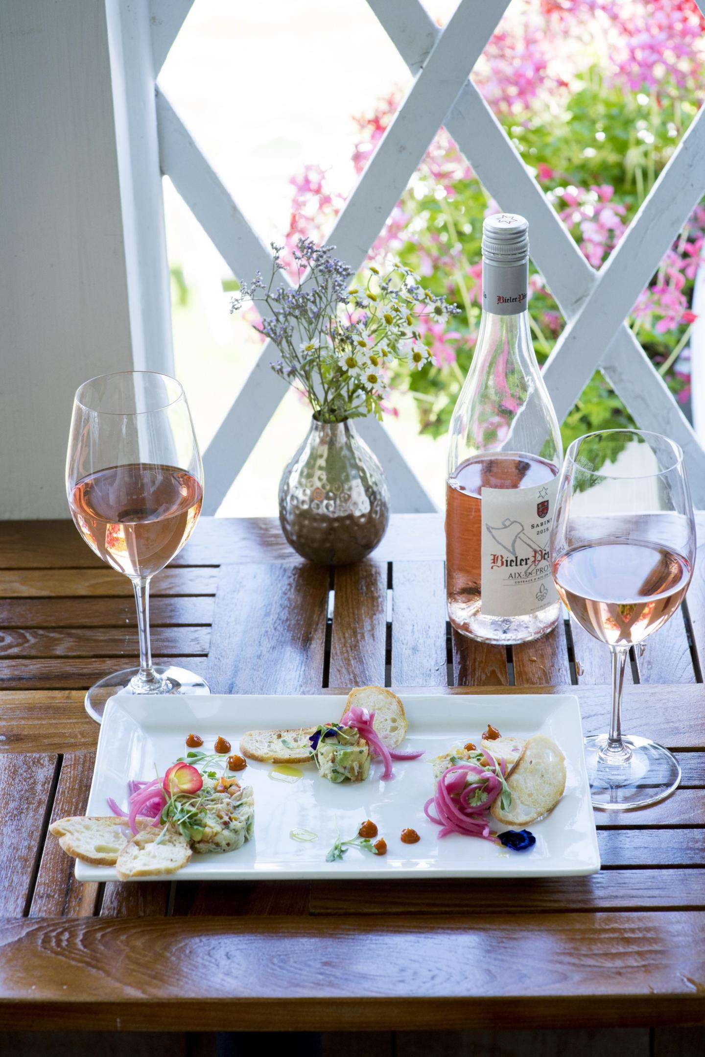 Dine & Drink
