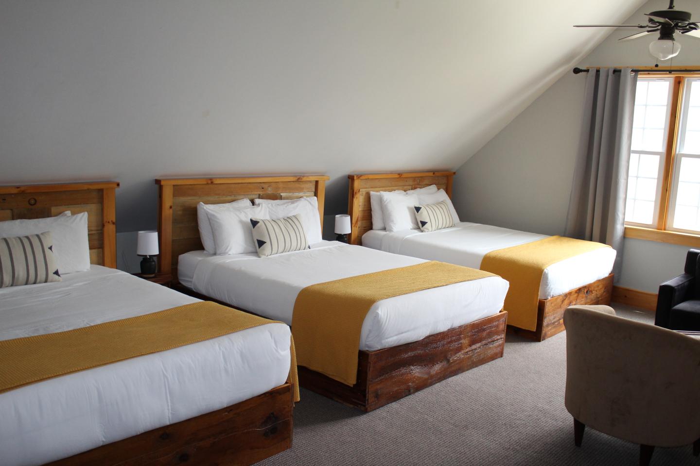 Triple with three Queen Beds