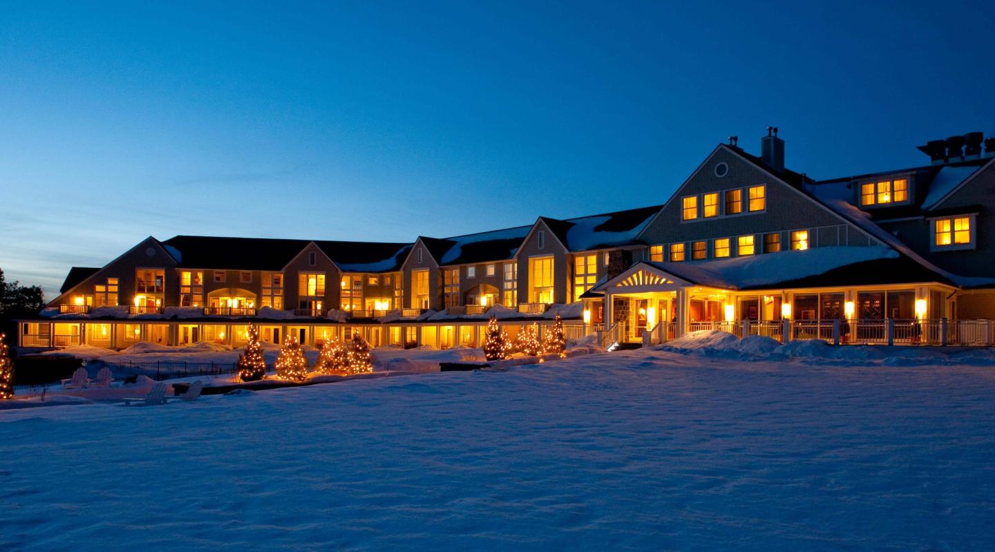 Lodging in Cape Elizabeth, ME Unique Vacations + Getaways at Inn by