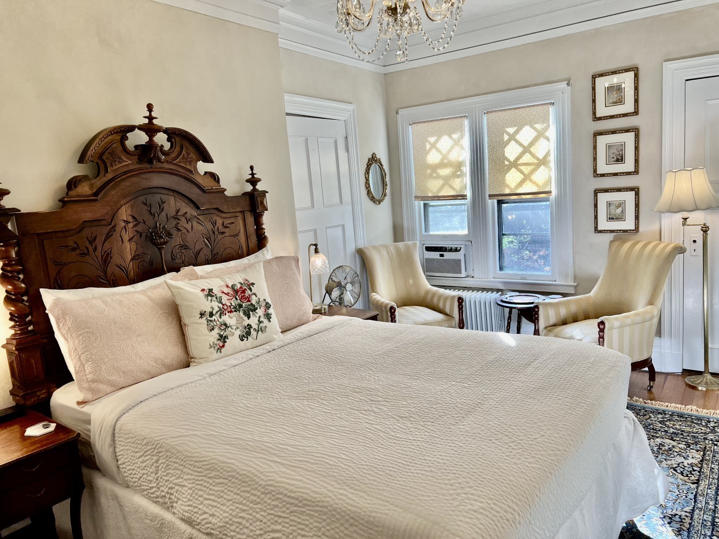 La Chambre Room Manor House Inn