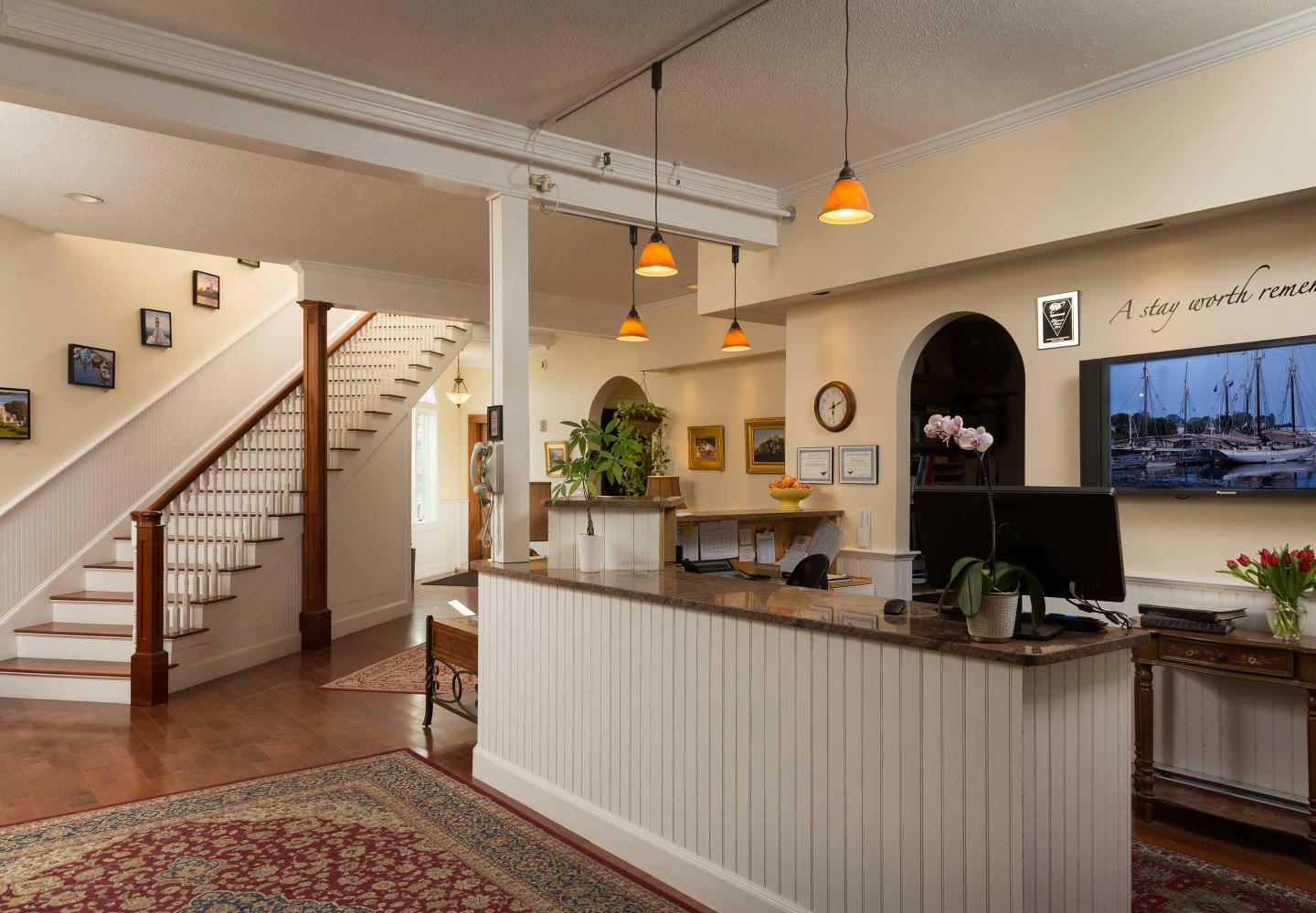 Lord Camden Inn Lobby