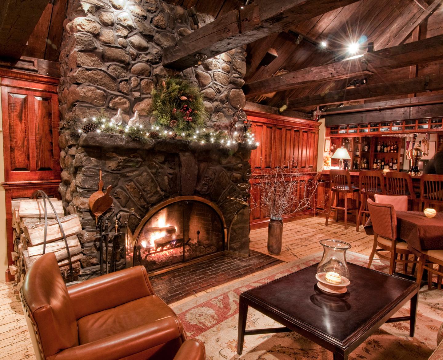 York Harbor Inn- A Maine Inn on the Ocean - Lounge