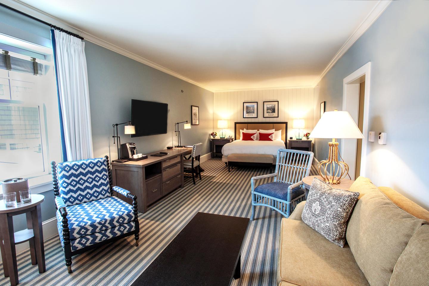King Room with Sleeper Sofa