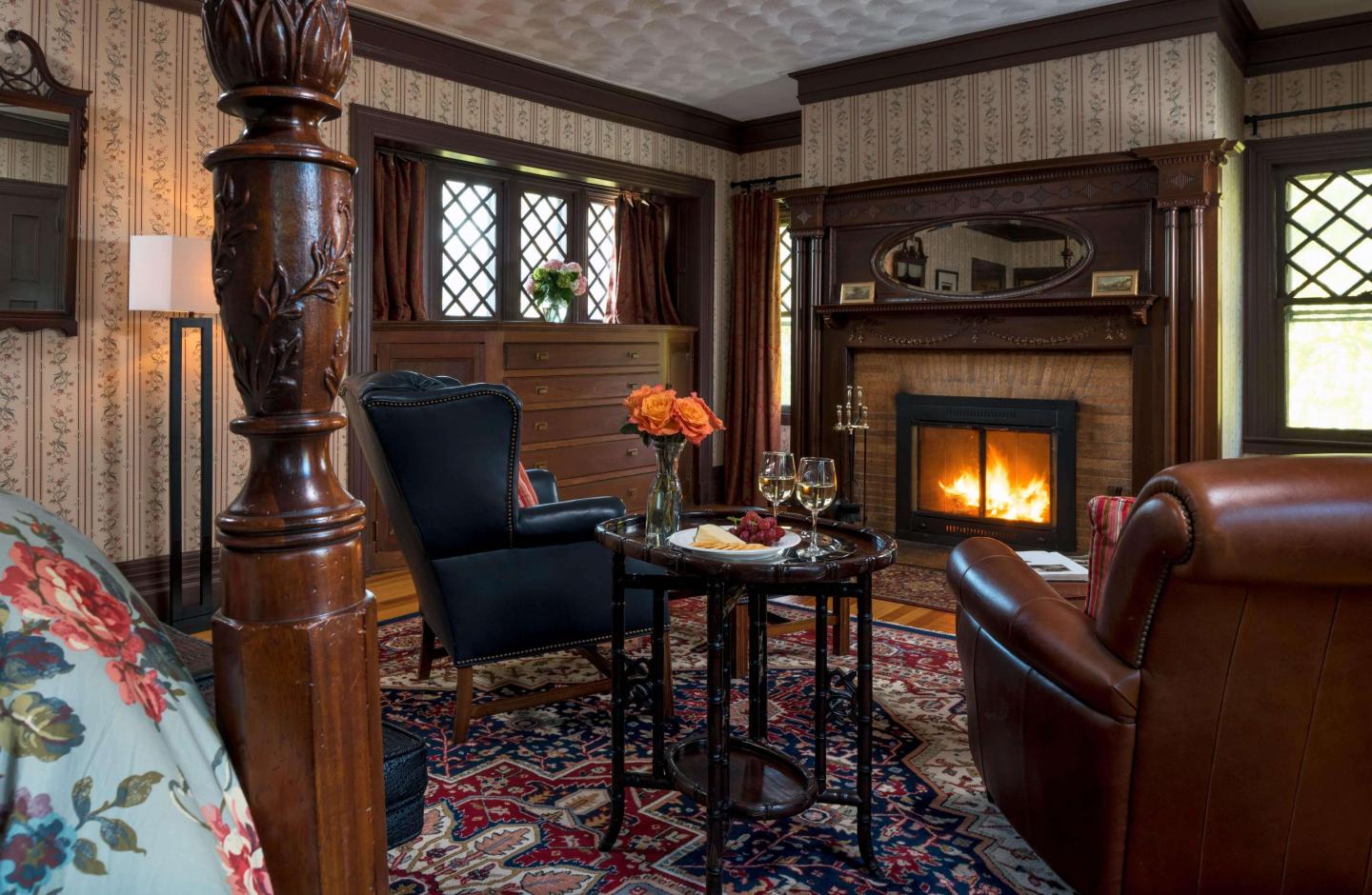 Spofford King Suite with Fireplace