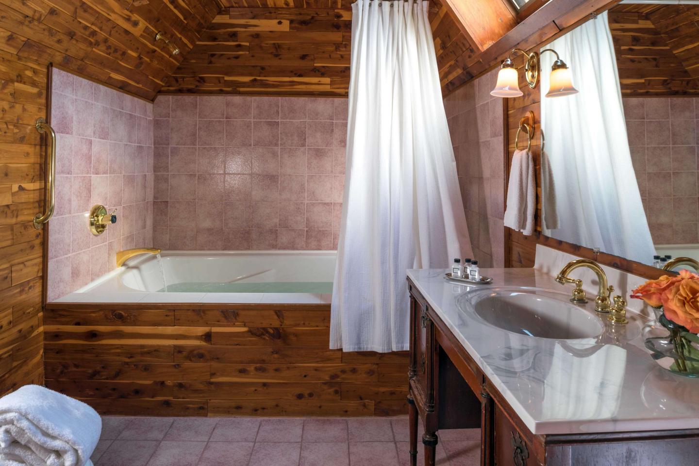 Romantic Oversized Soaking Tubs