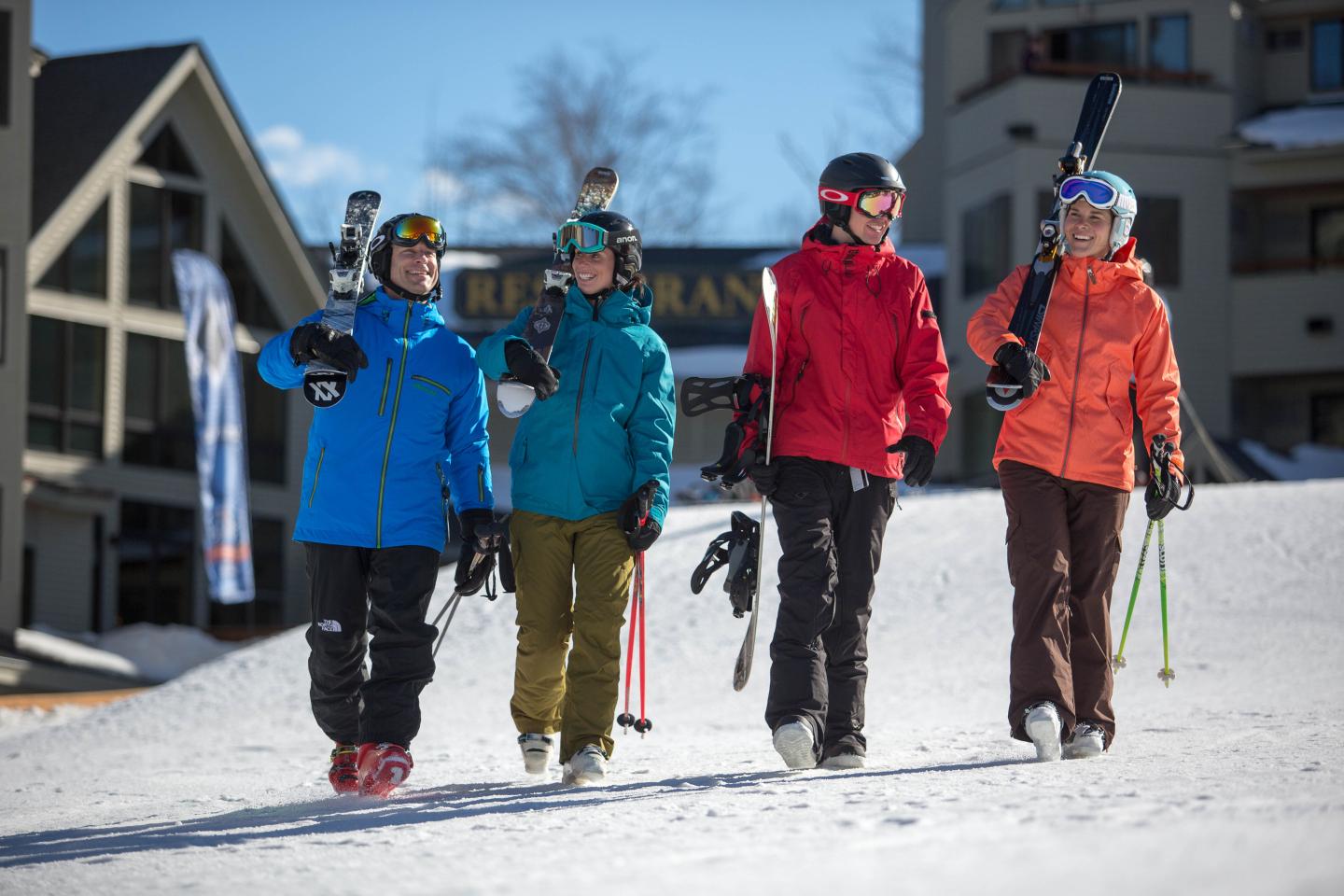 The Mountain Club - Winter skiers