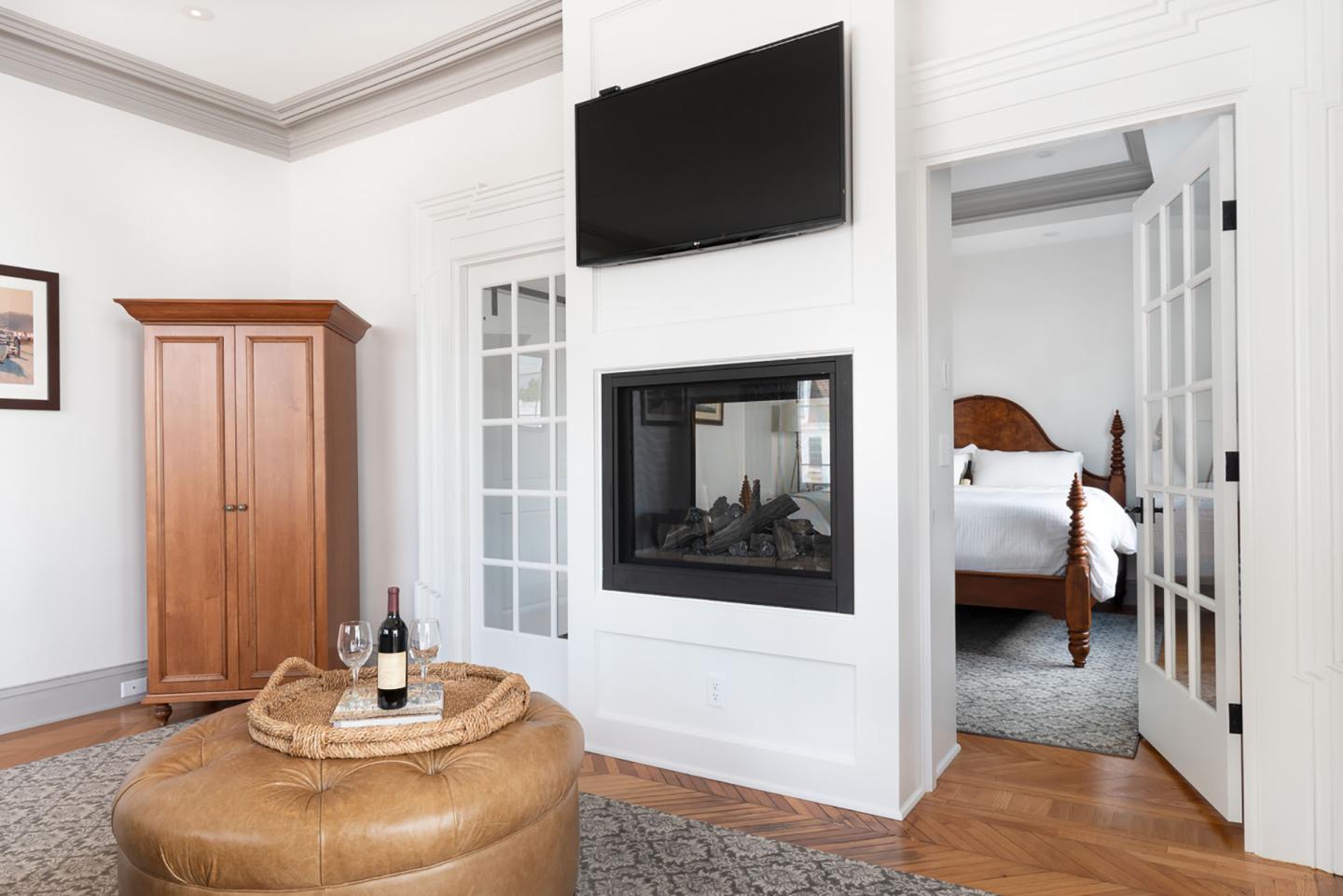 The Morgan Suite - The Whaler's Inn